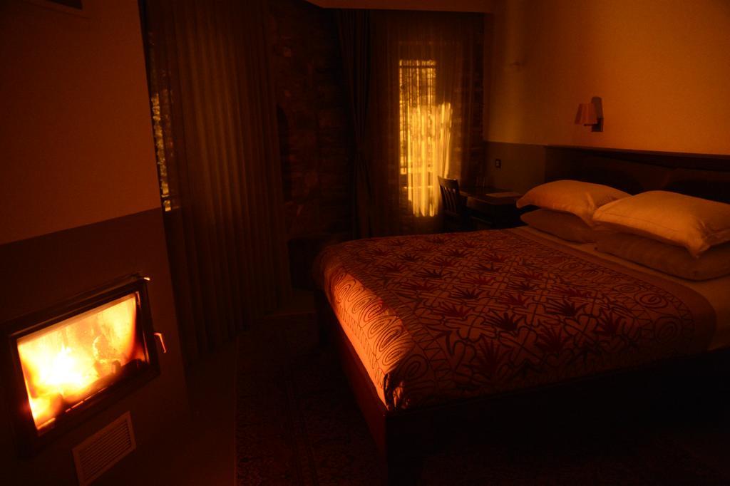 Ayasoluk Hotel & Restaurant Селчук Екстериор снимка