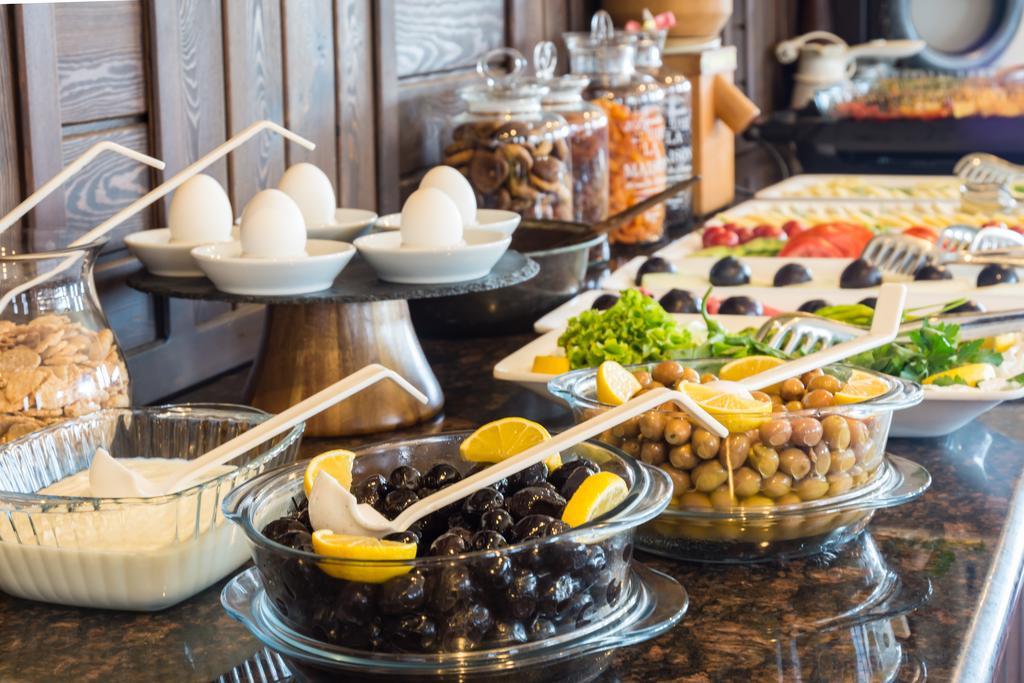 Ayasoluk Hotel & Restaurant Селчук Екстериор снимка